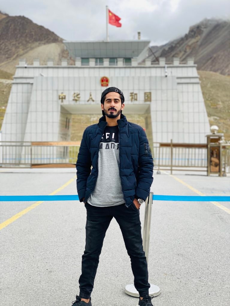 khunjerab pass hunza in august